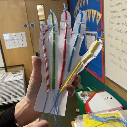 y3robotichandmodel